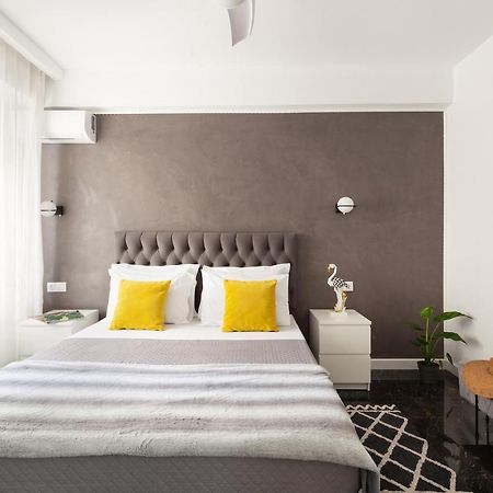 Seaside Apartment By Flisvos Marina Ateny Zewnętrze zdjęcie