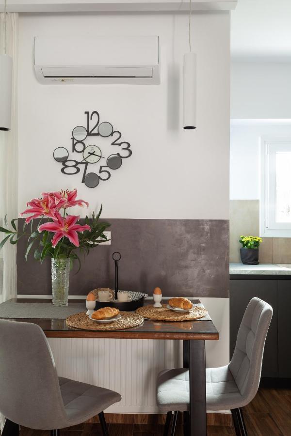 Seaside Apartment By Flisvos Marina Ateny Zewnętrze zdjęcie
